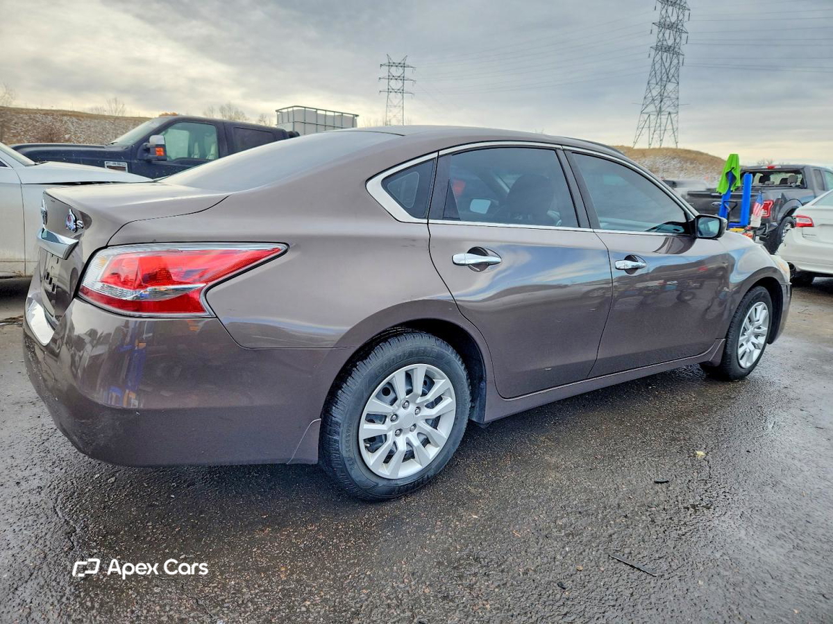 Nissan Altima 2015