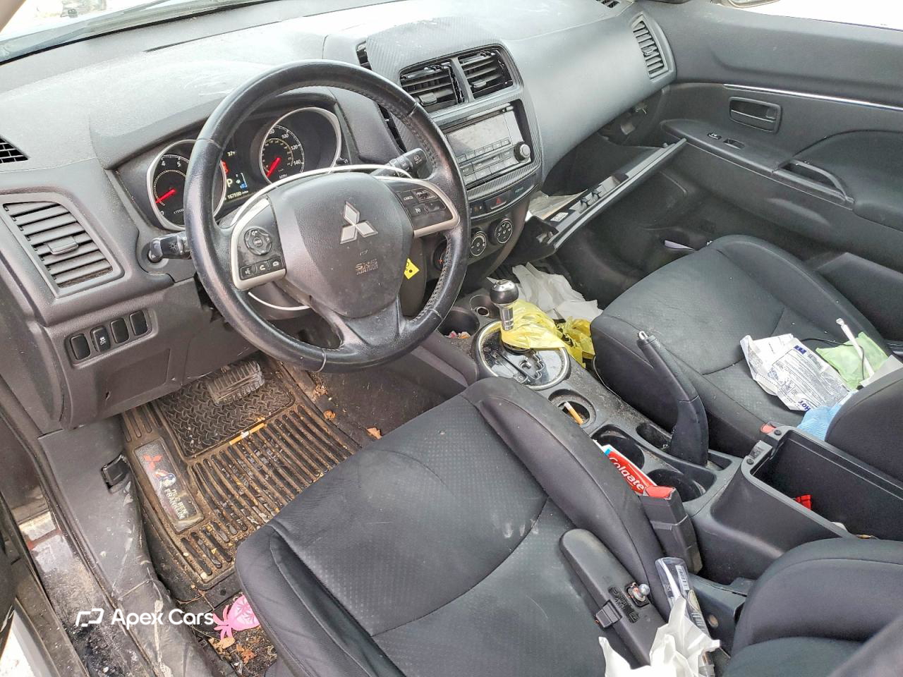 Mitsubishi Outlander 2015