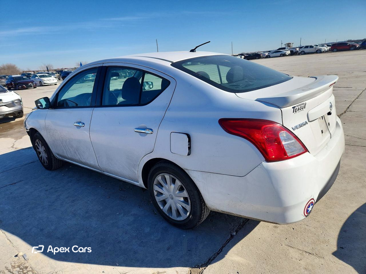 Nissan Versa 2017