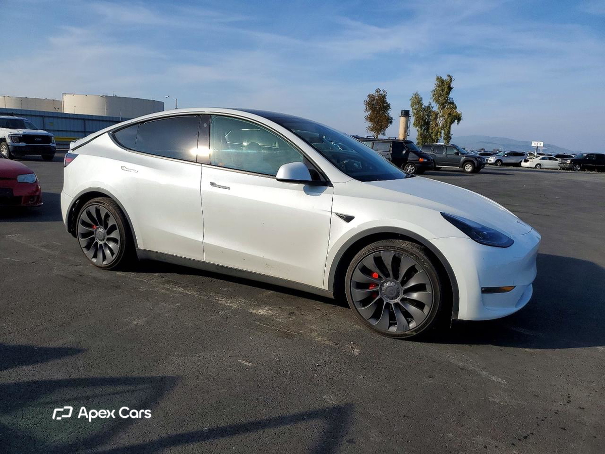 Tesla Model Y 2023