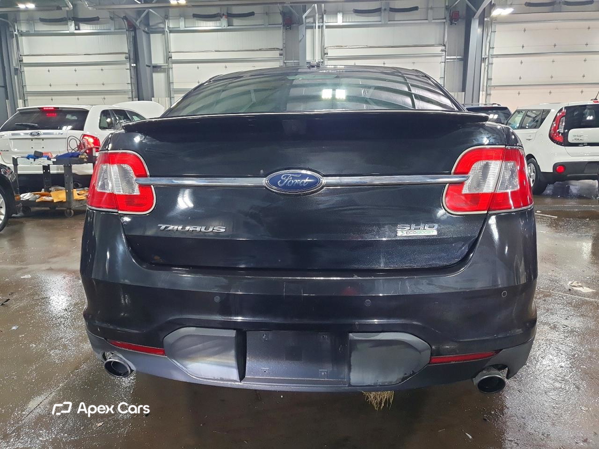Ford Taurus 2010
