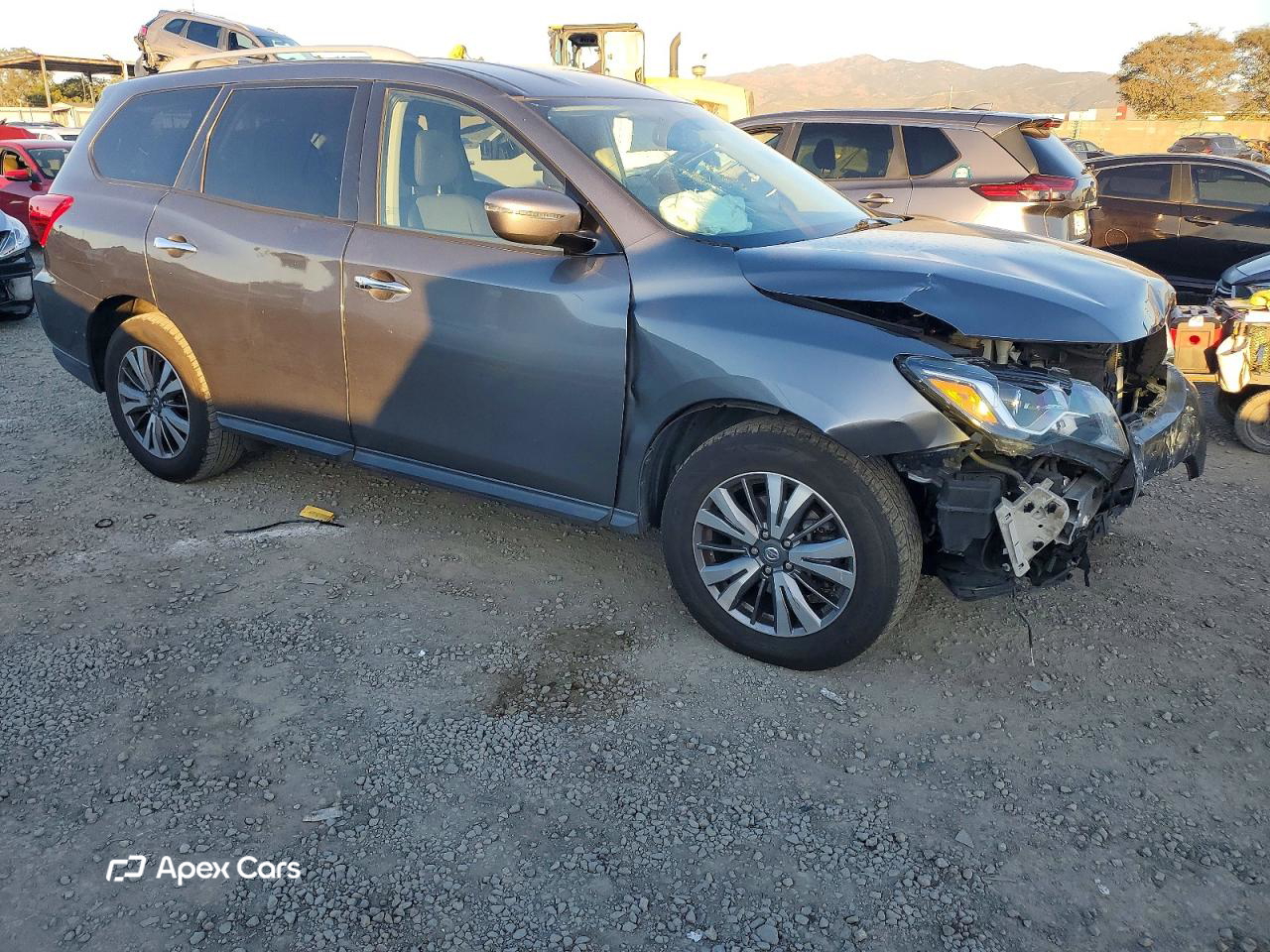 Nissan Pathfinder 2019