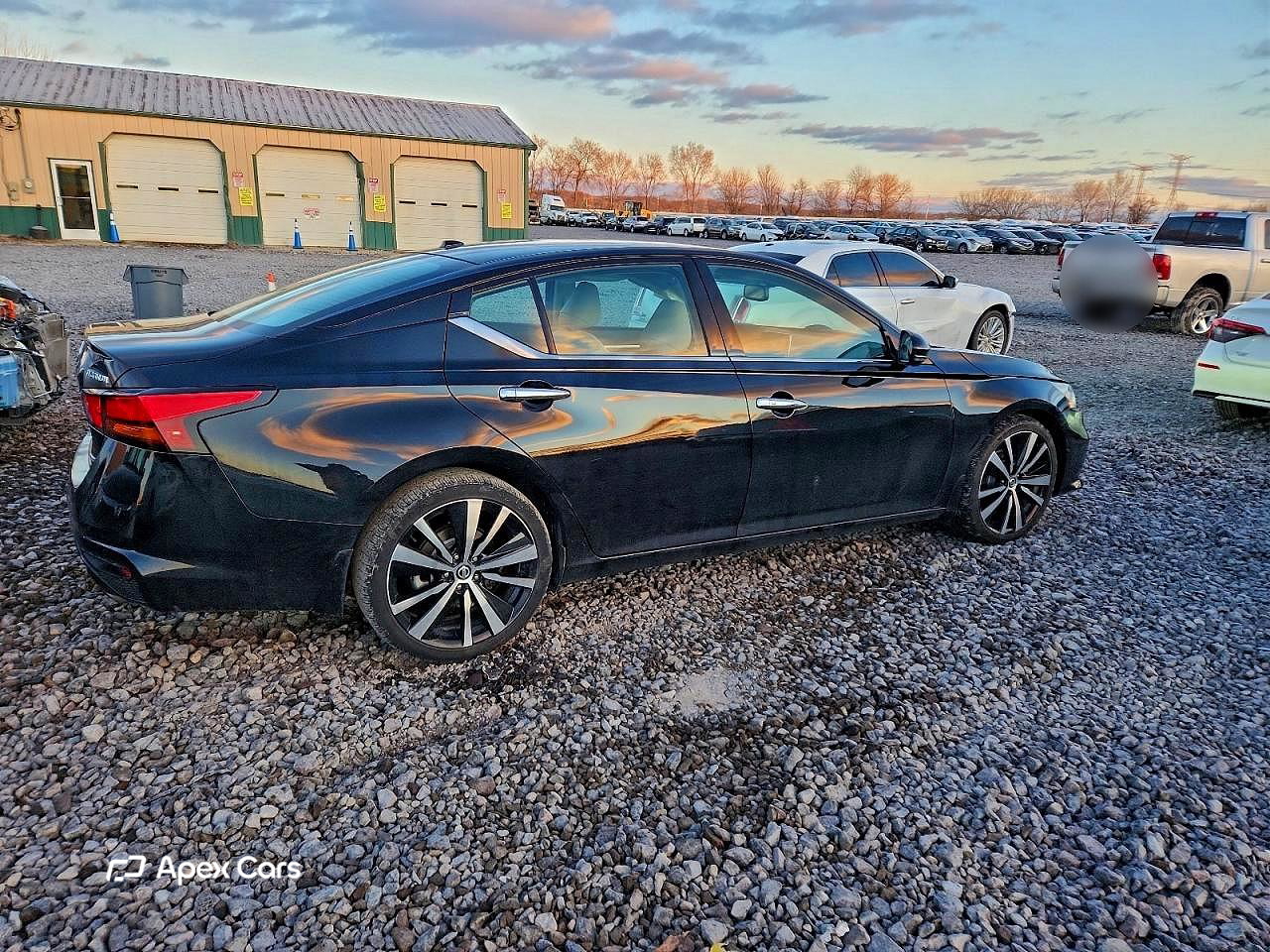 Nissan Altima 2020