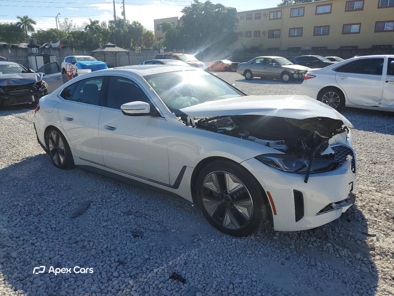 BMW i4 2025