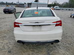 Chrysler 200 2011