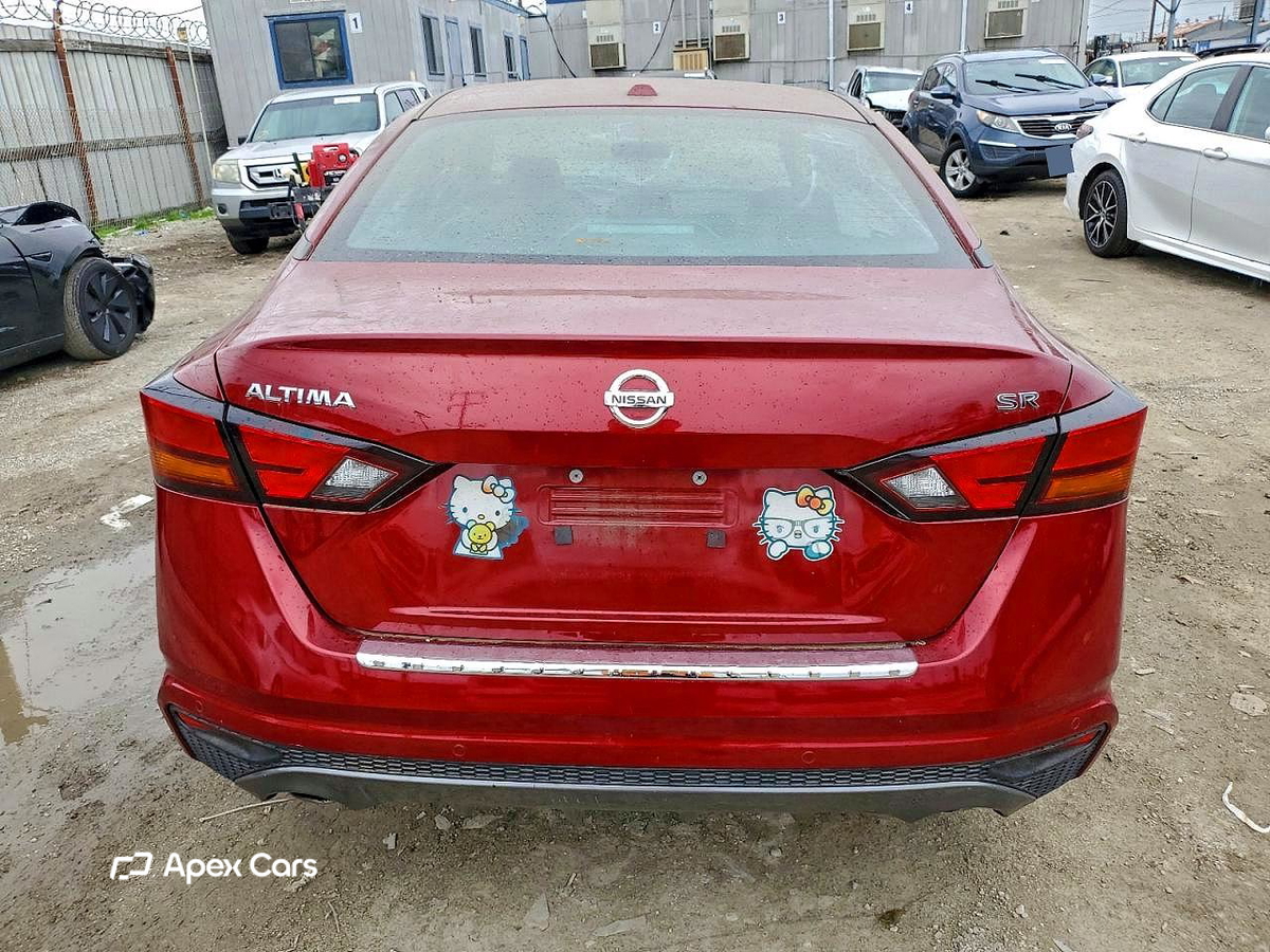 Nissan Altima 2022
