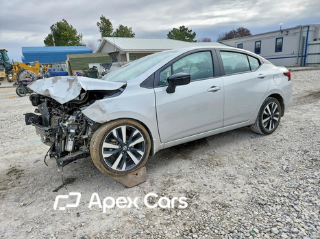 Nissan Versa 2021 - Image 1 of 14