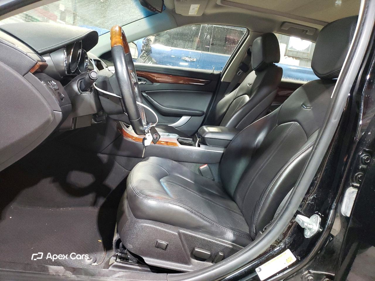 Cadillac CTS 2011
