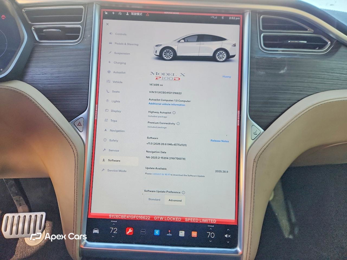 Tesla Model X 2016