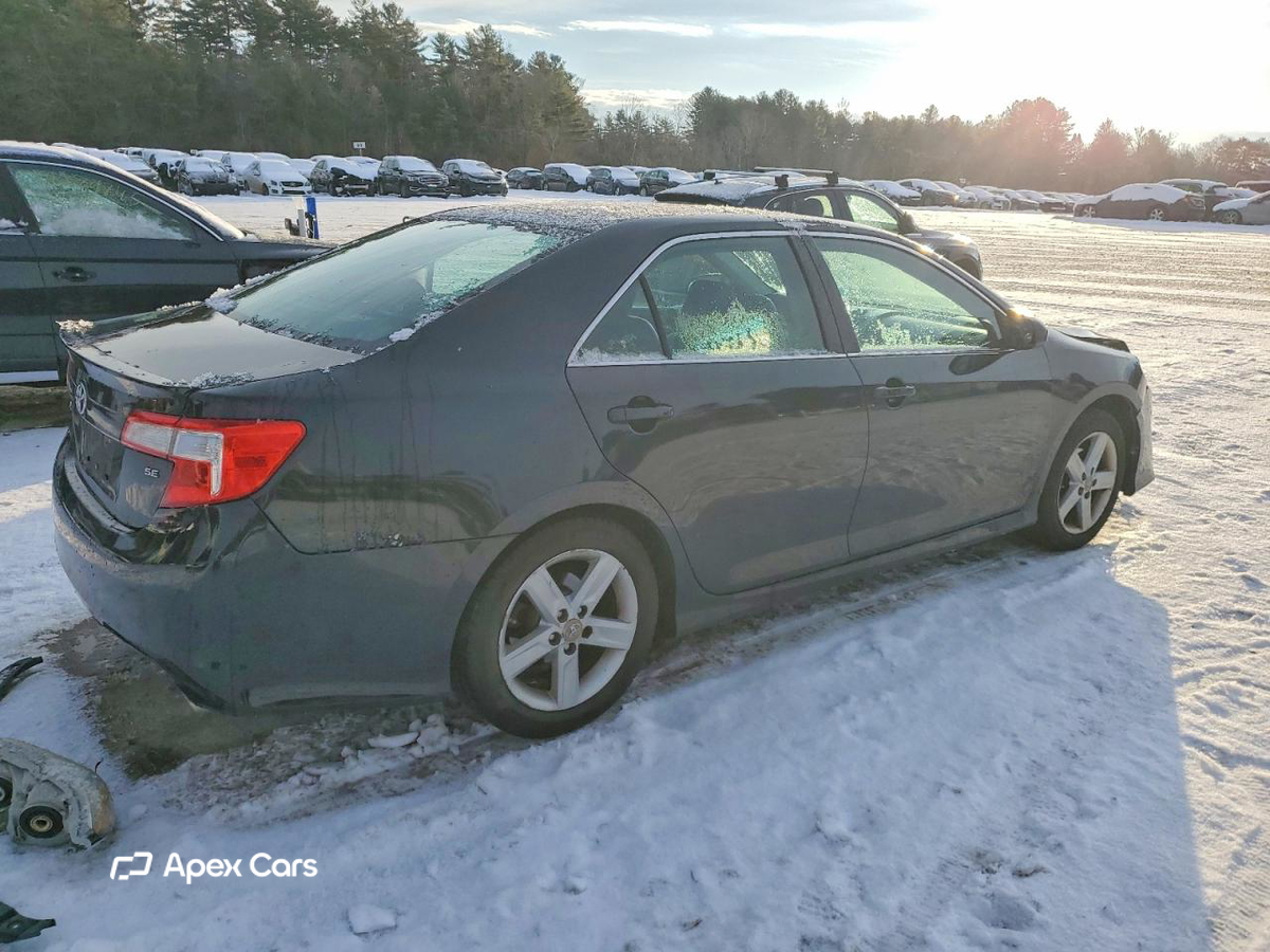 Toyota Camry 2012
