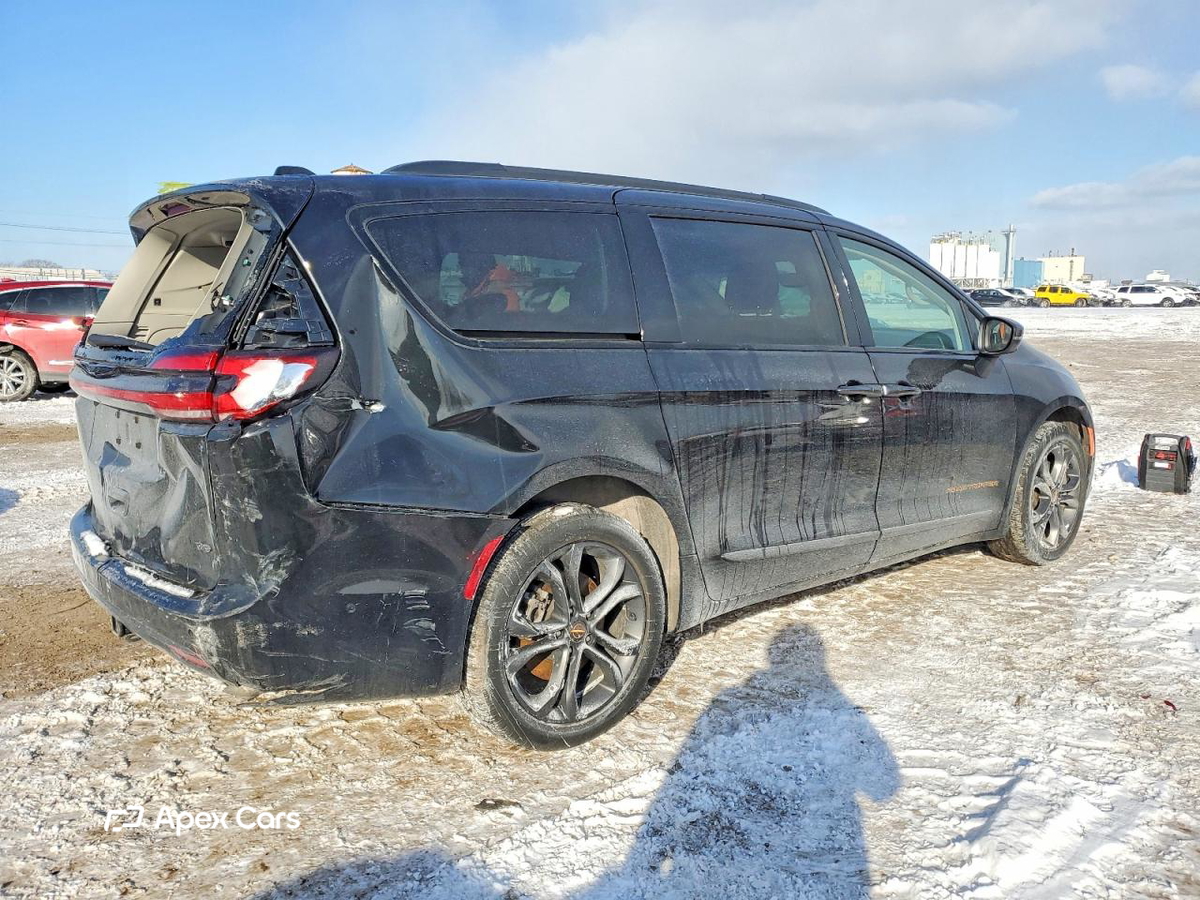 Chrysler Pacifica 2023