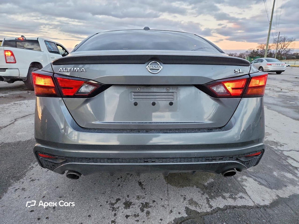 Nissan Altima 2019