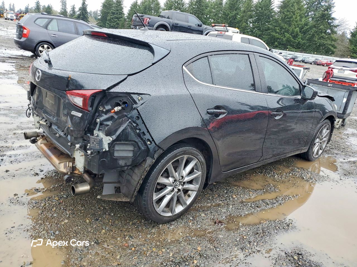 Mazda 3 2018