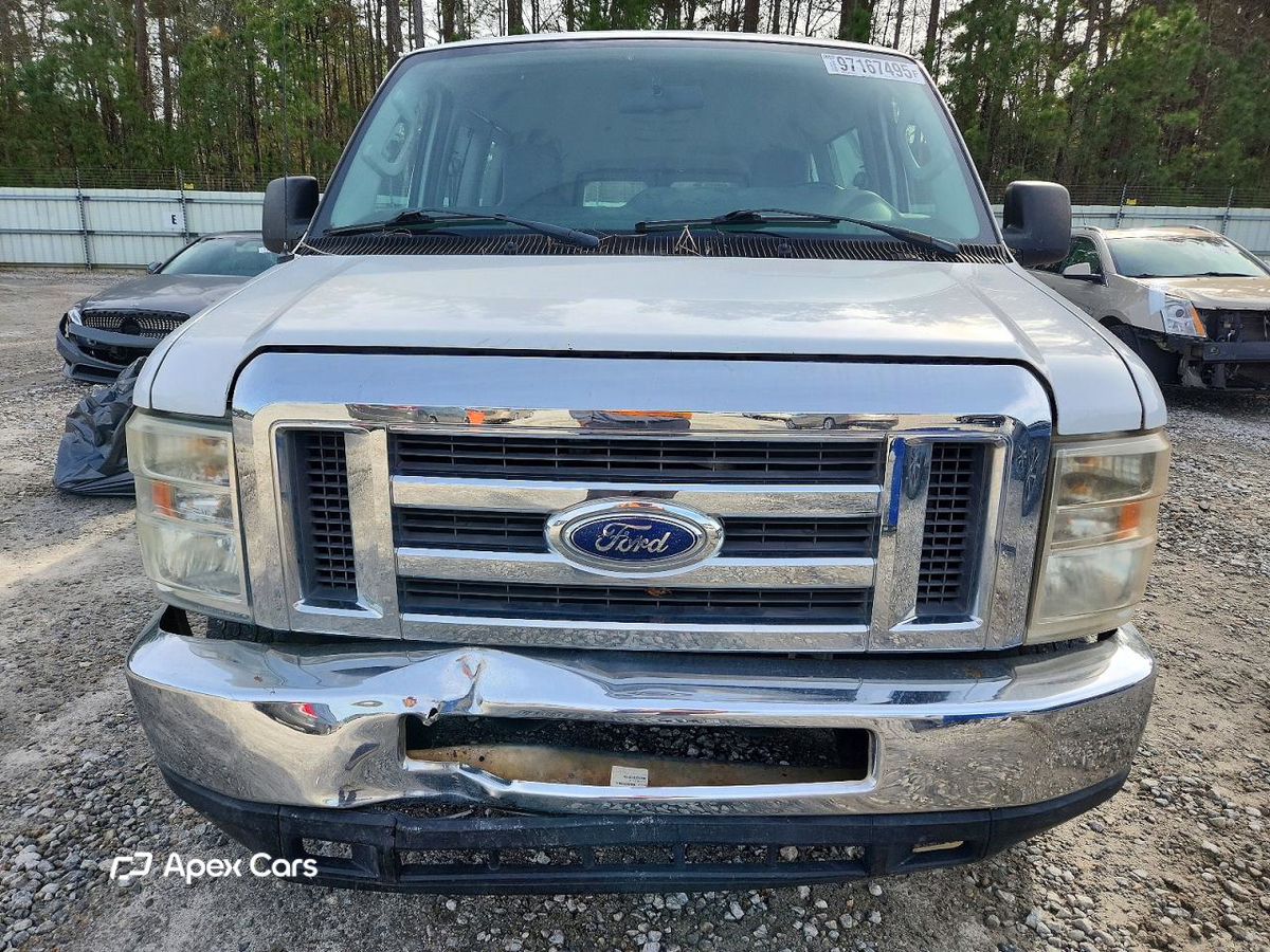 Ford Econoline 2012