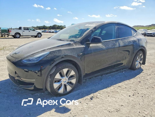 Tesla Model Y 2023 - Image 1 of 14