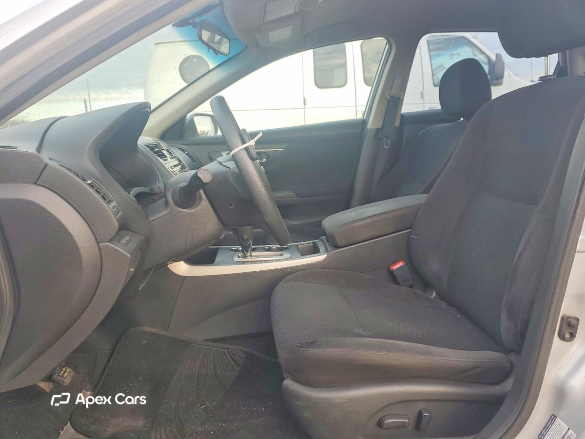 Nissan Altima 2015