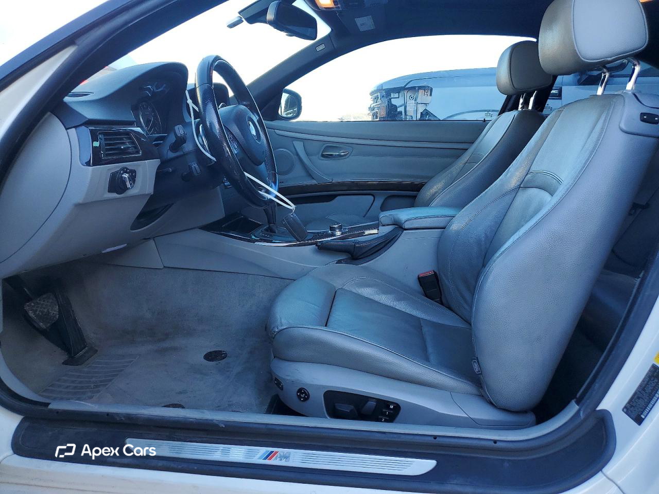 BMW Series 3 2011