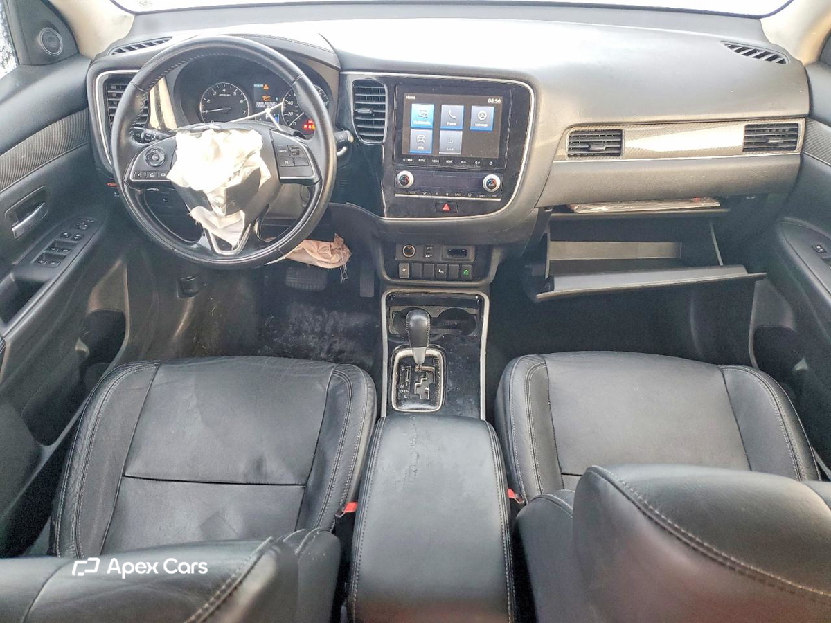Mitsubishi Outlander 2020