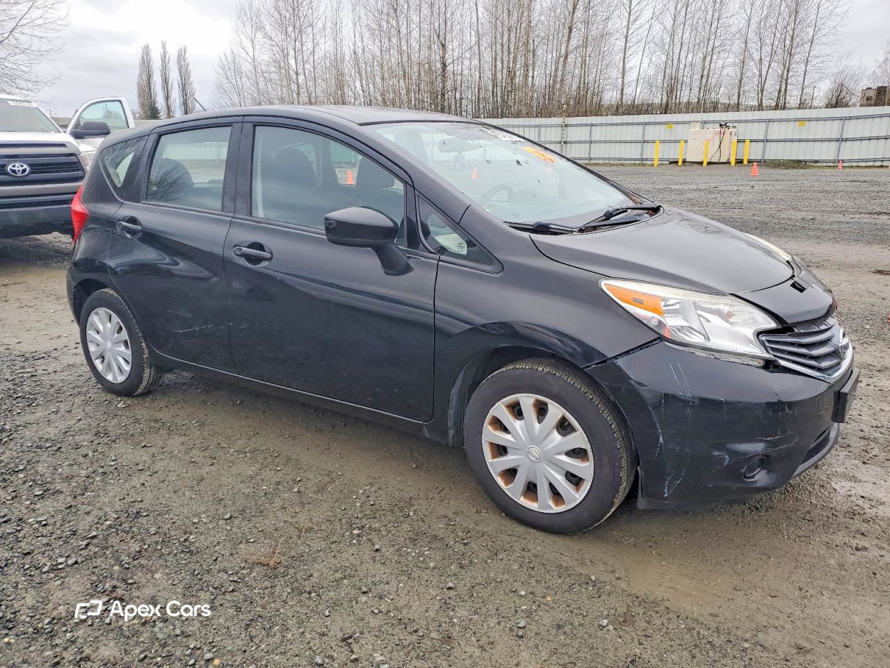 Versa 2015