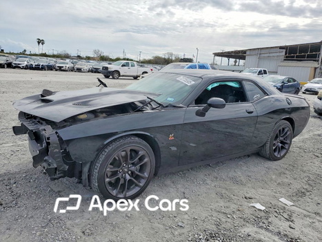 Dodge Challenger 2022 - Image 1 of 13