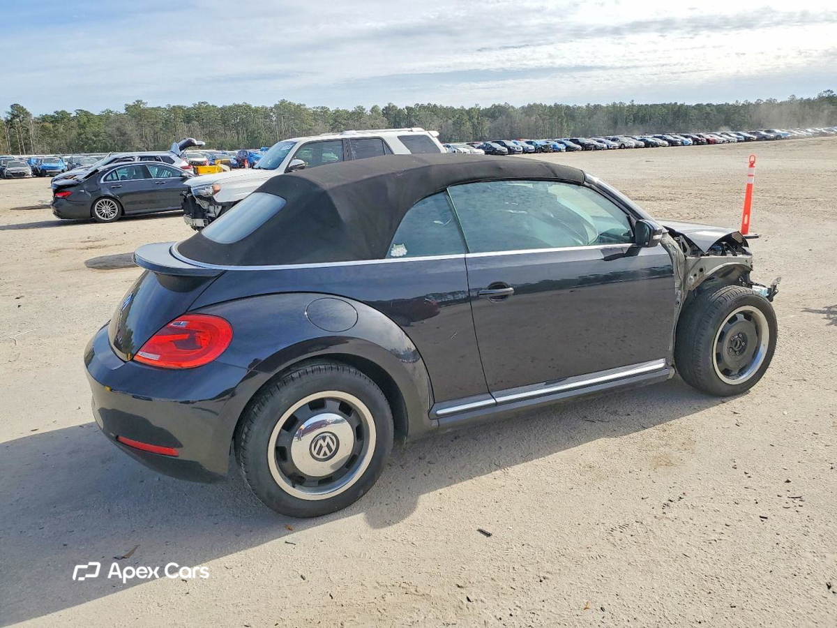 Volkswagen Beetle 2015