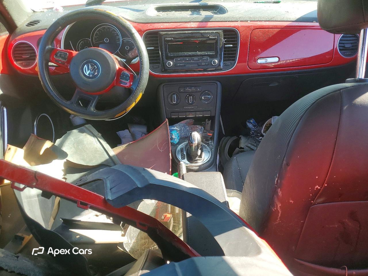 Volkswagen Beetle 2014