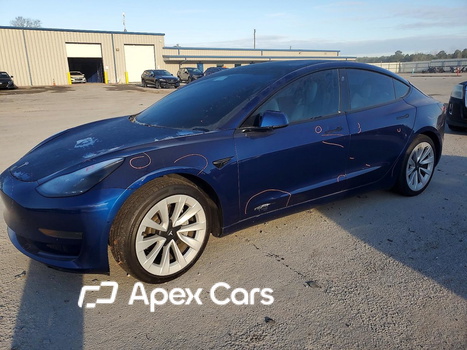 Tesla Model 3 2021 - Image 1 of 5