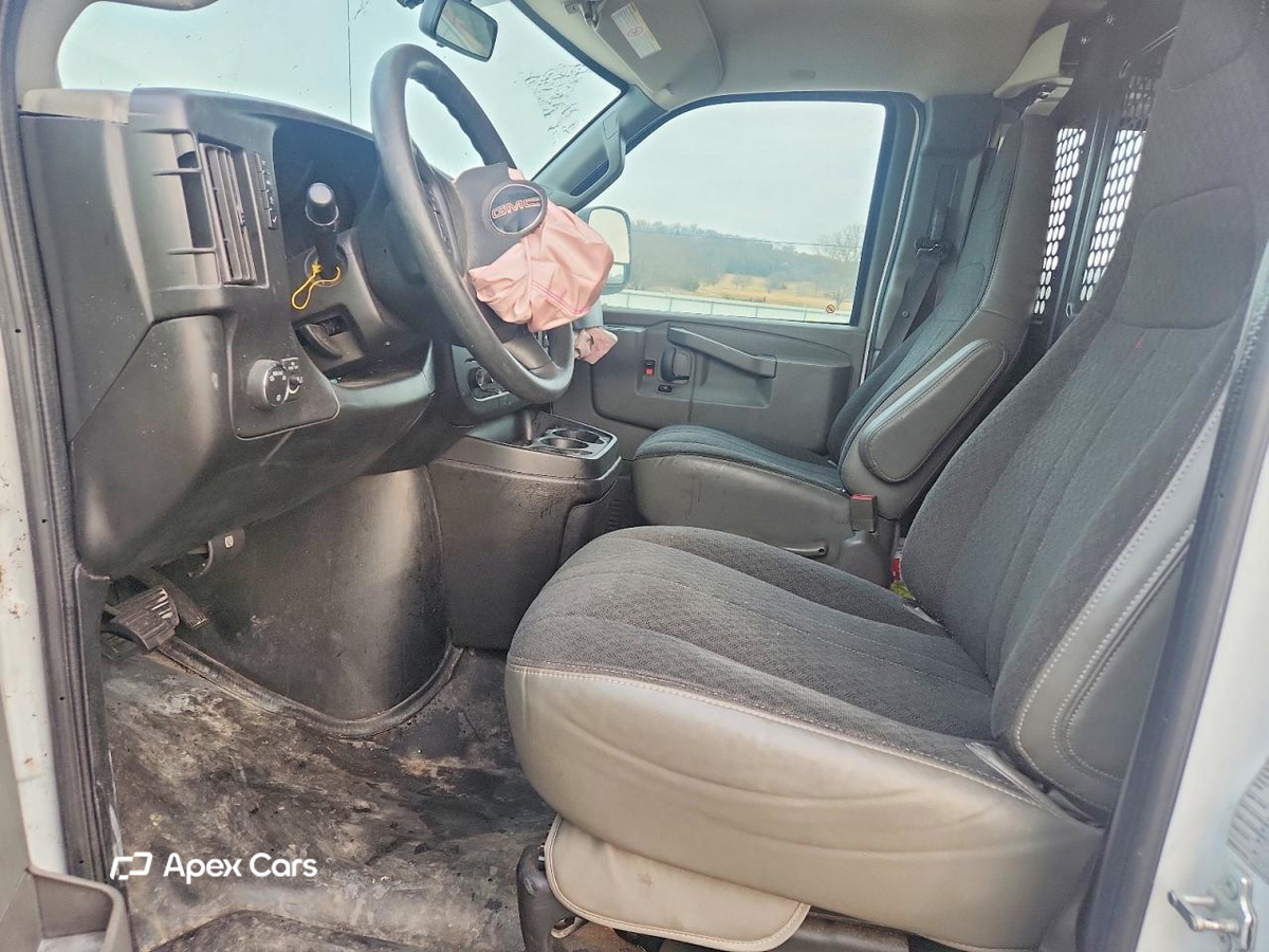 GMC Savana 2019