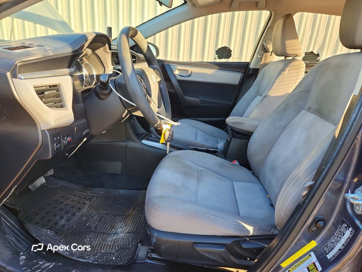 Toyota Corolla 2015