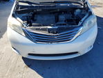 Toyota Sienna 2016