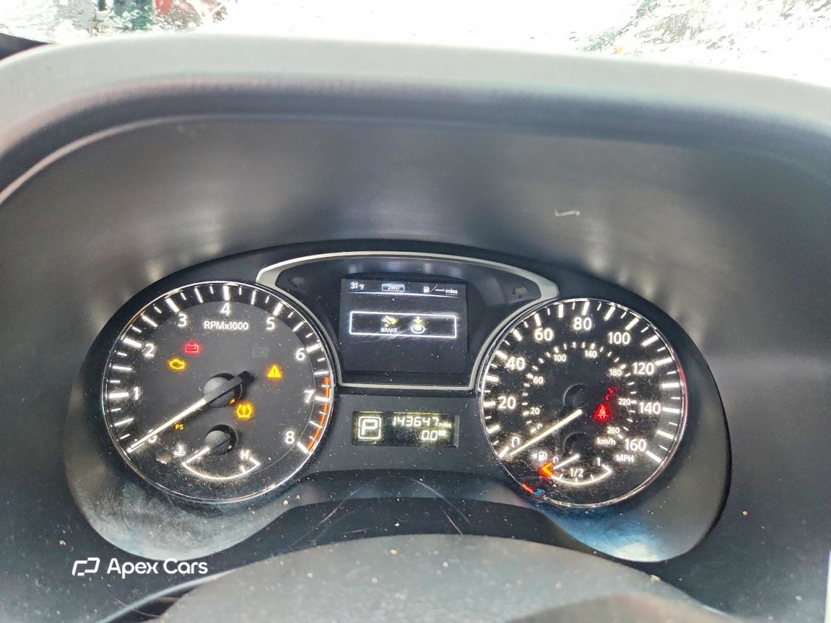 Nissan Pathfinder 2015
