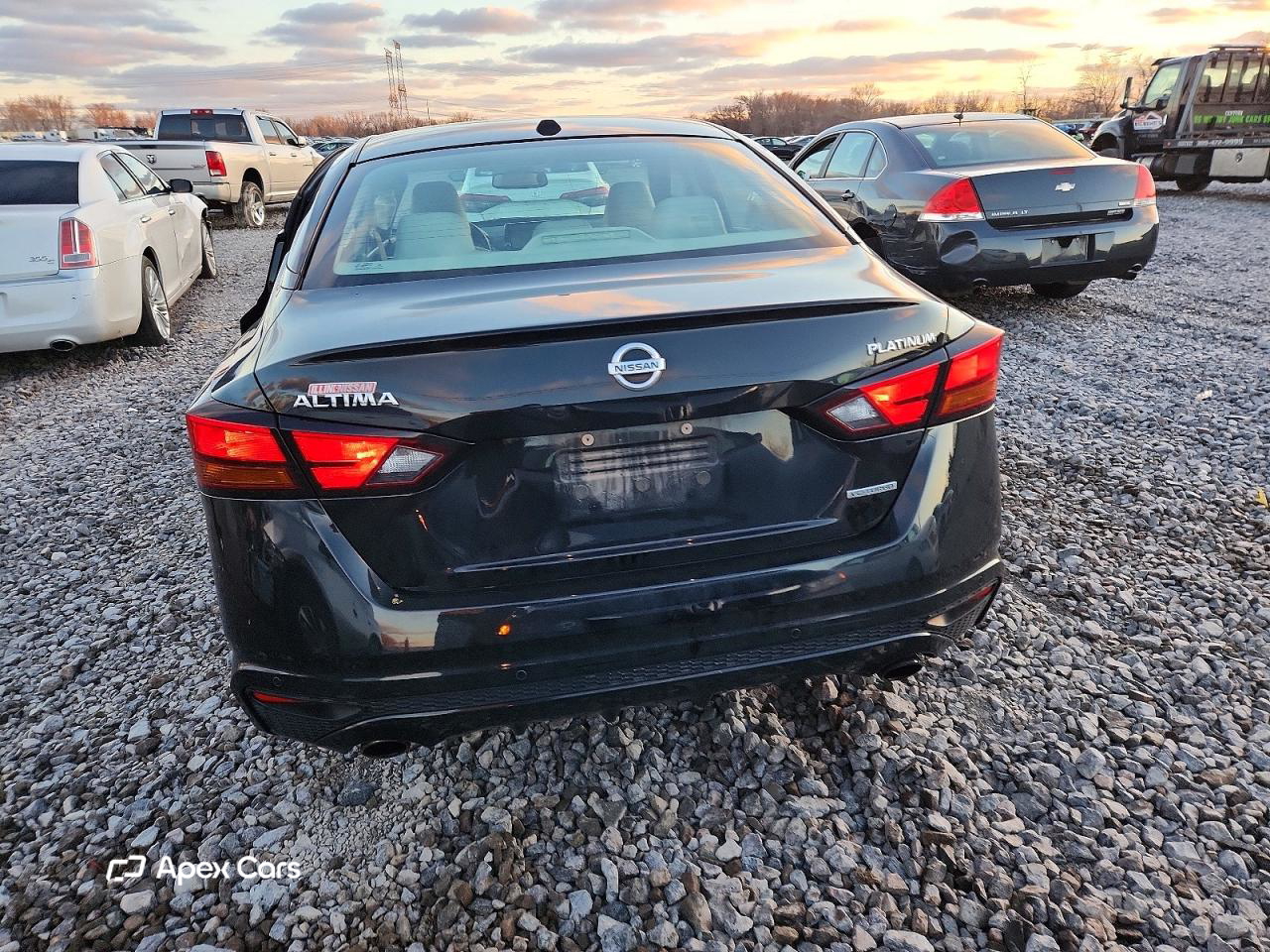 Nissan Altima 2020