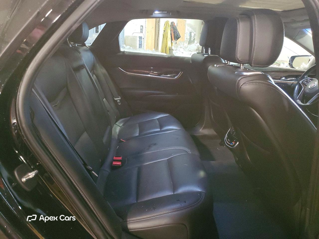 Cadillac XTS 2013