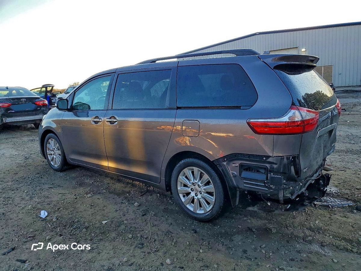Toyota Sienna 2015