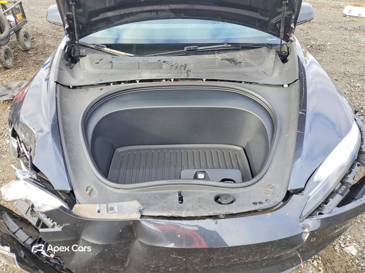 Tesla Model 3 2025