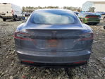 Tesla Model S 2021