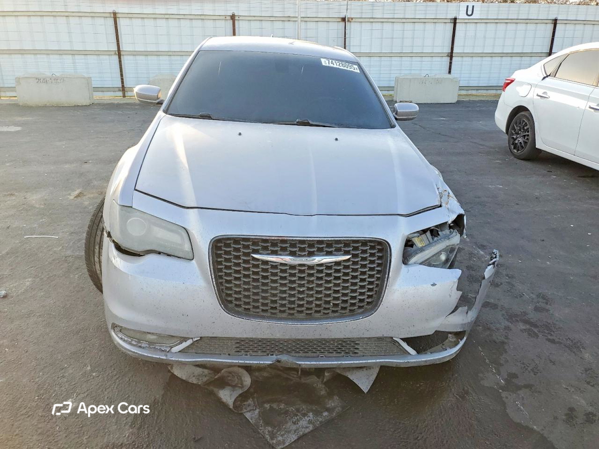 Chrysler 300 2015