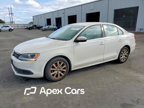 Volkswagen Jetta 2013 - Image 1 of 6