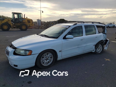 Volvo V70 2005 - Image 1 of 12