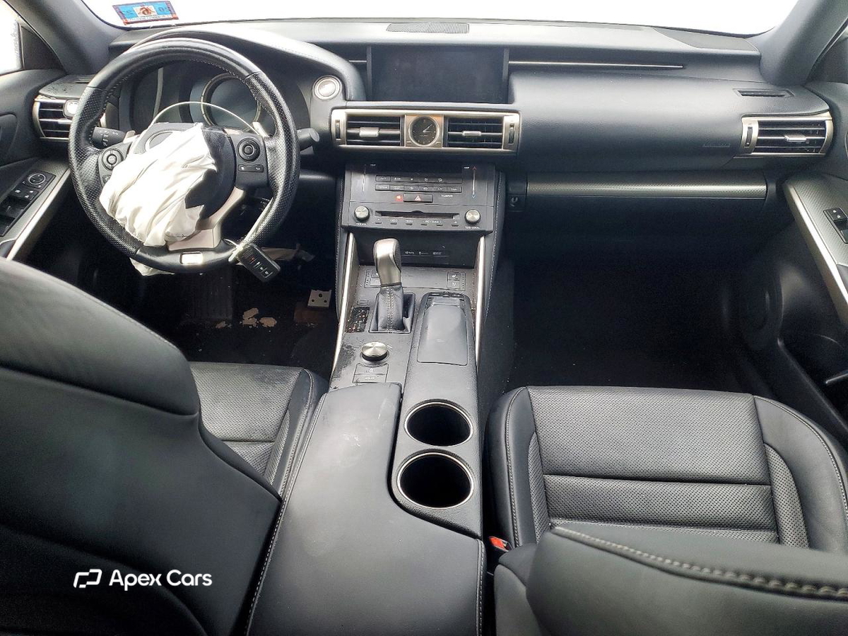Lexus IS 2016