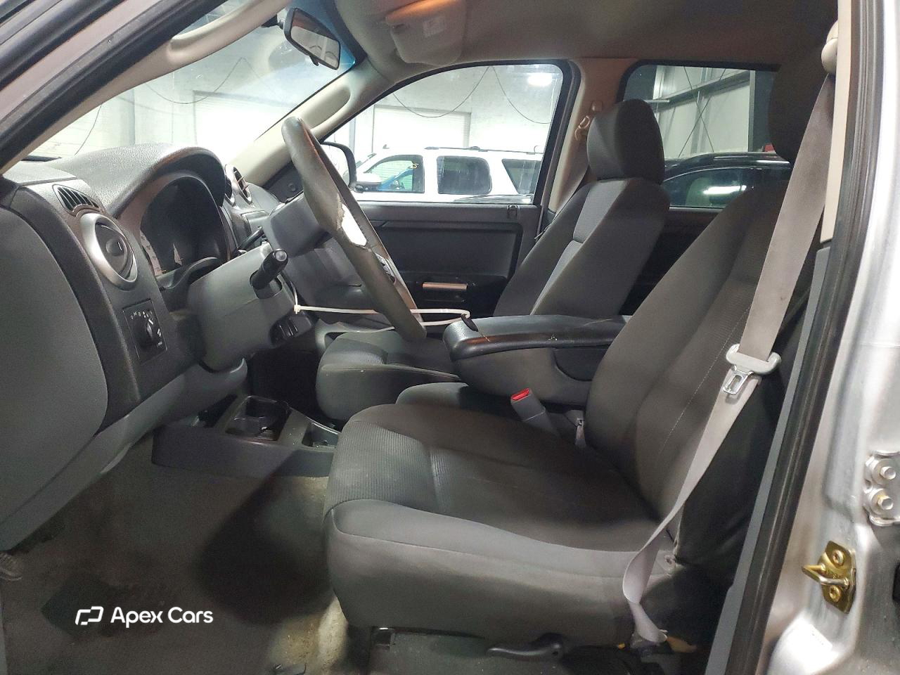 Mitsubishi Raider 2006