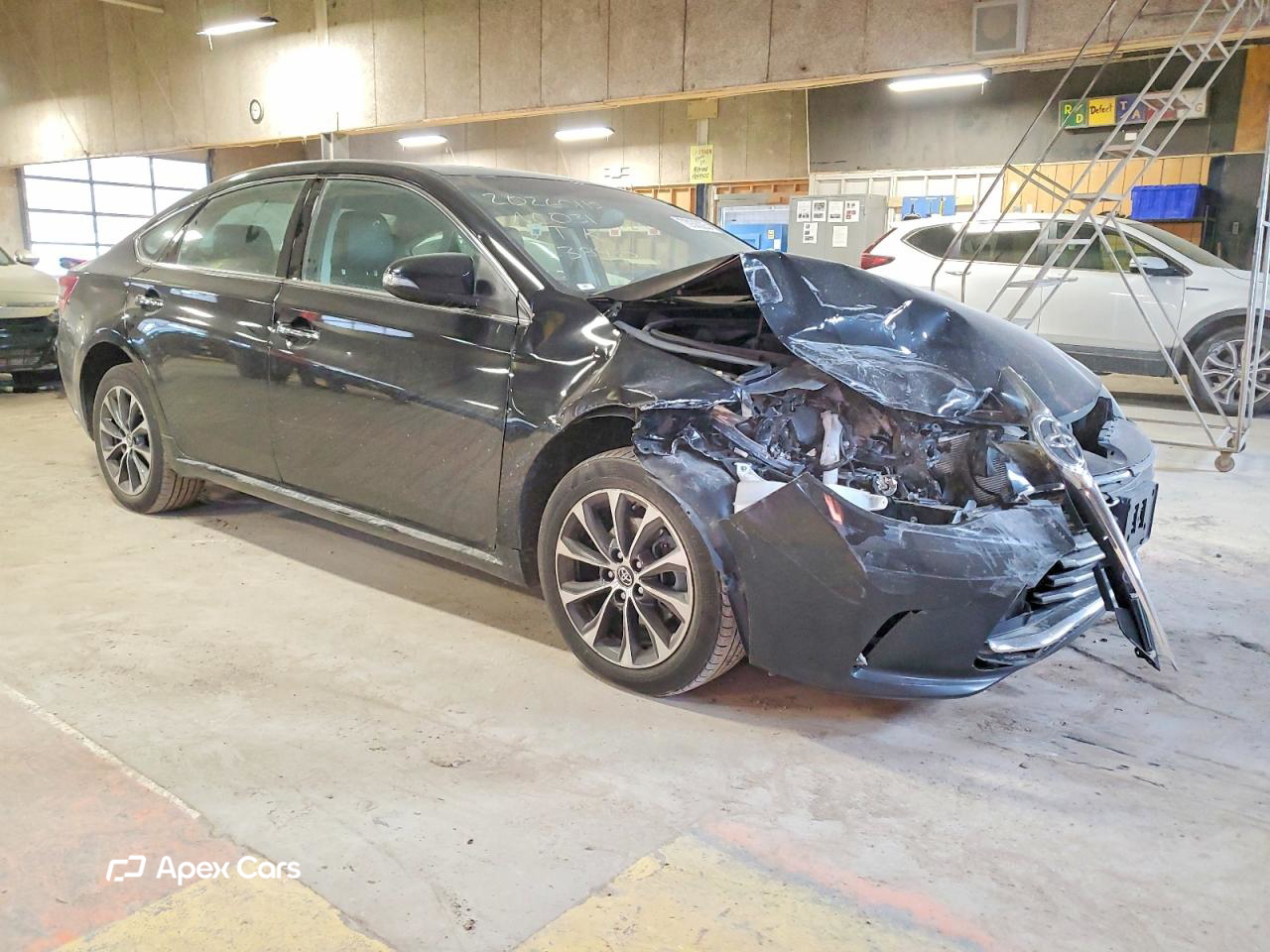 Toyota Avalon 2016