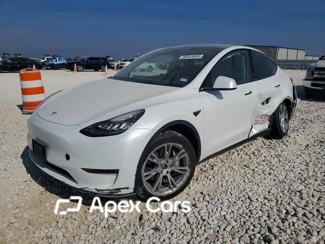 Tesla Model Y 2023 - Image 1 of 13