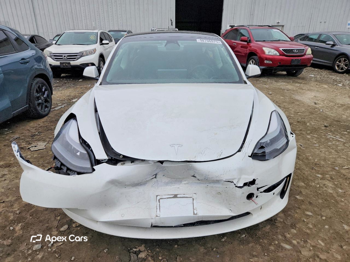 Tesla Model 3 2022