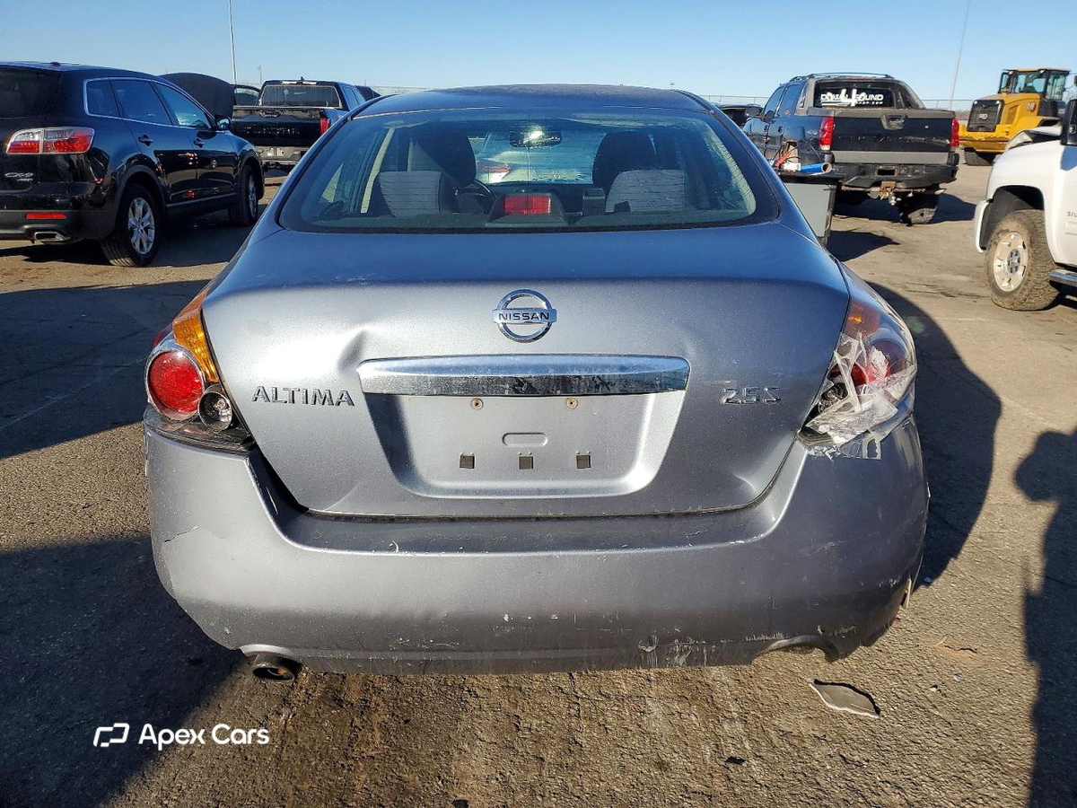 Nissan Altima 2012