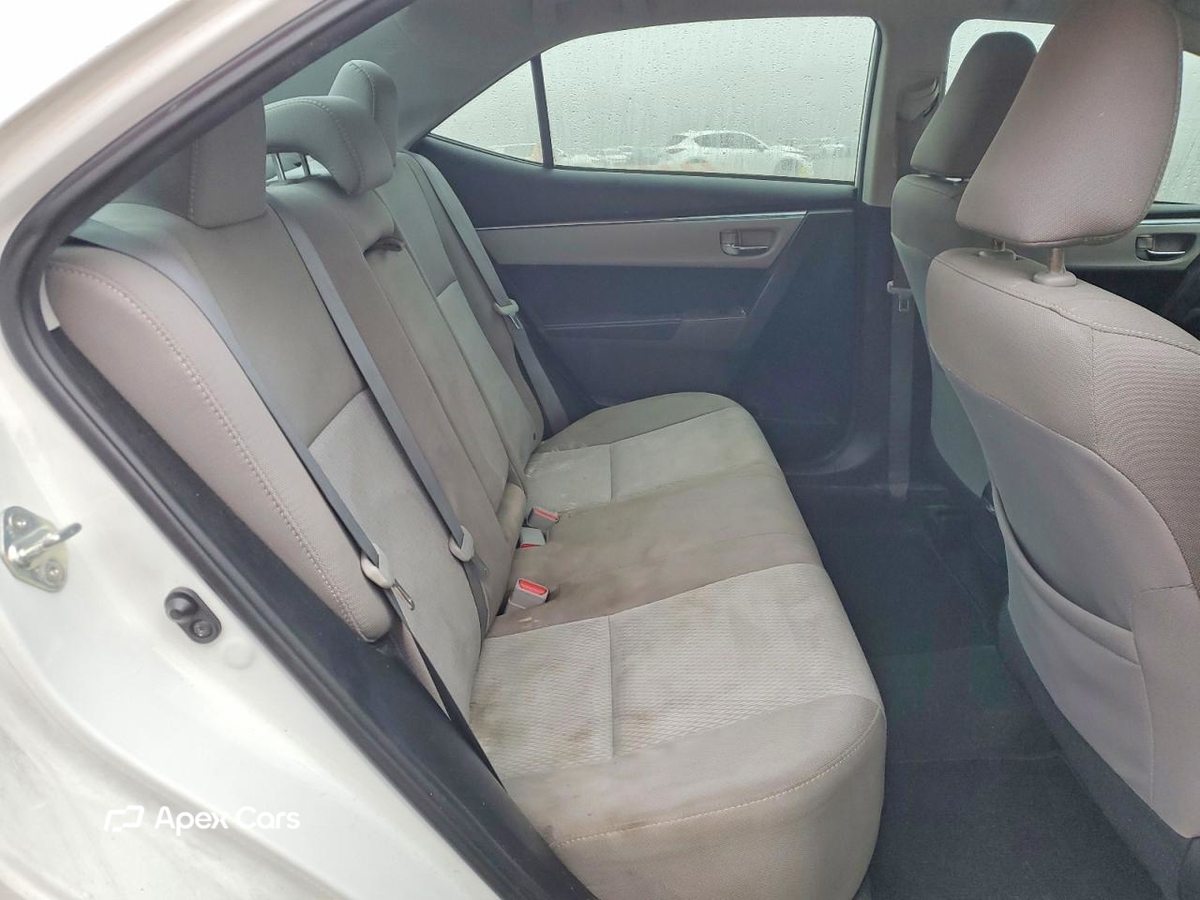 Toyota Corolla 2015