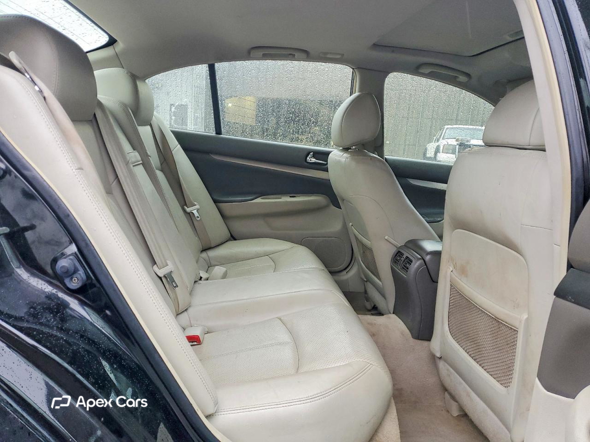 Infiniti G 2012