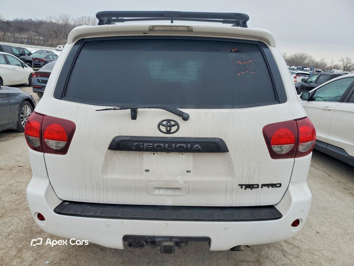 Toyota Sequoia 2020