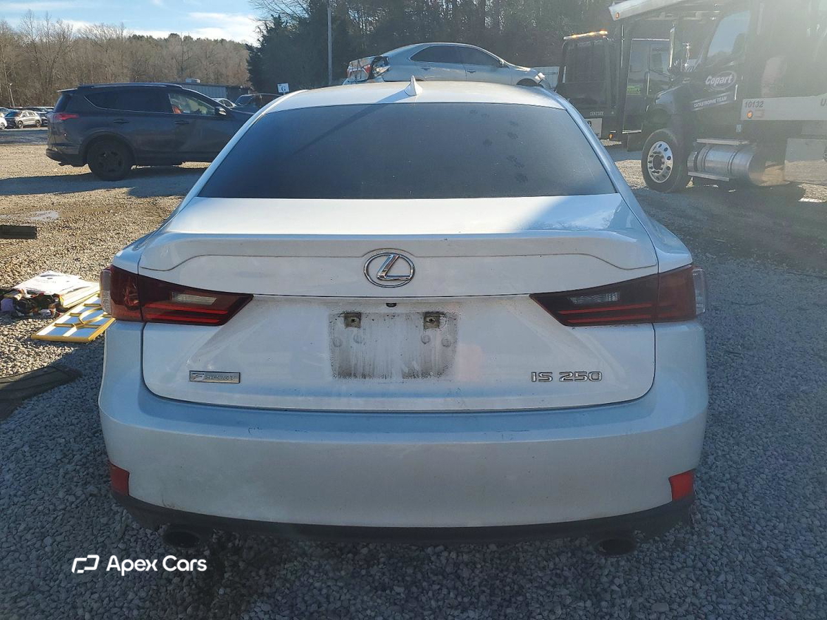 Lexus IS 2015