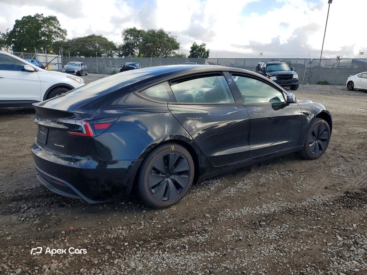 Tesla Model 3 2025